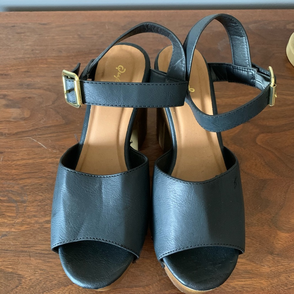 Black Platforms